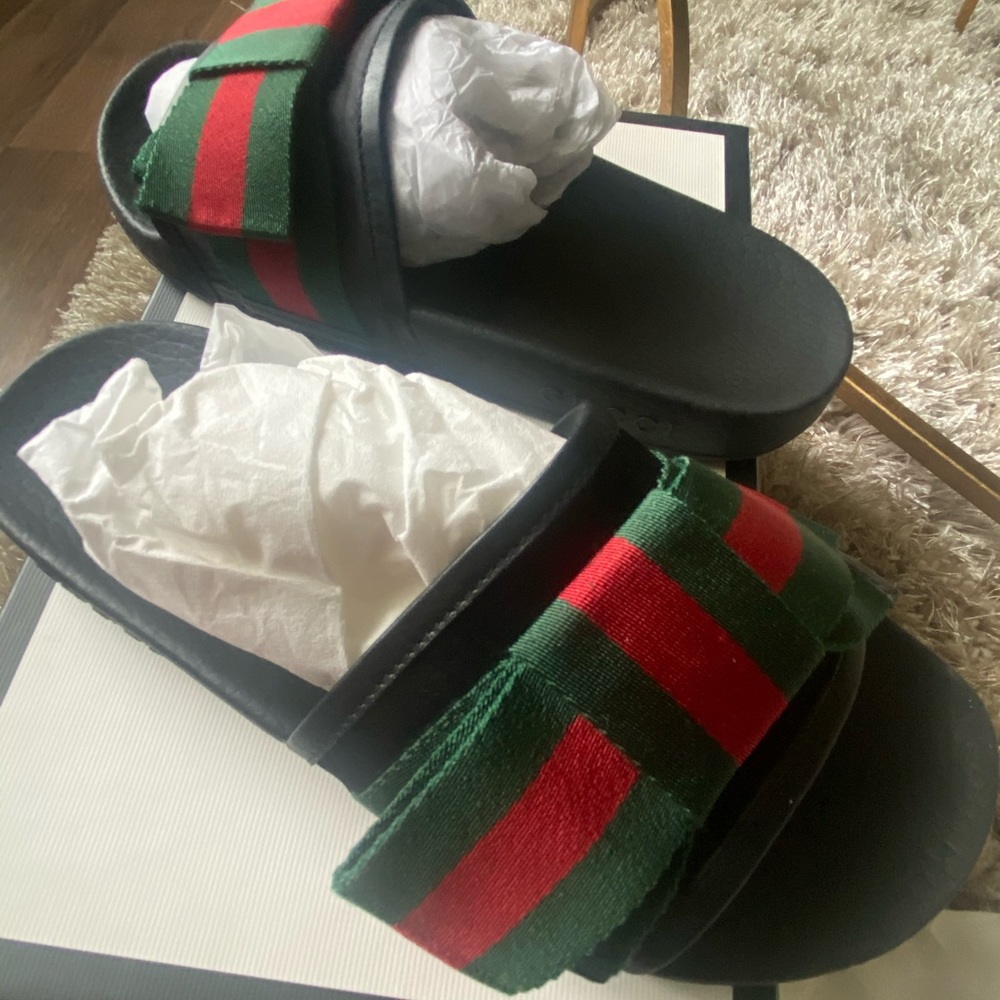 Gucci slides